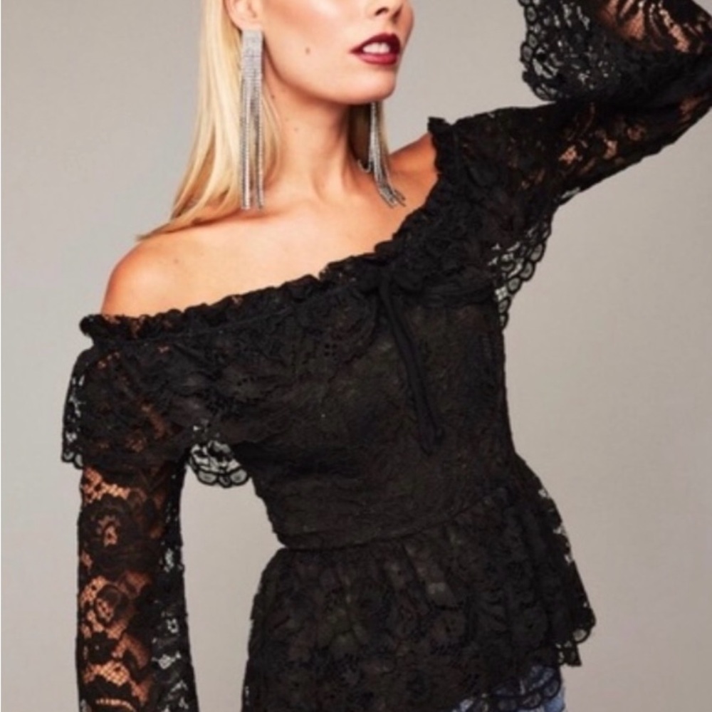 Stone Cold Fox Wilshire Top